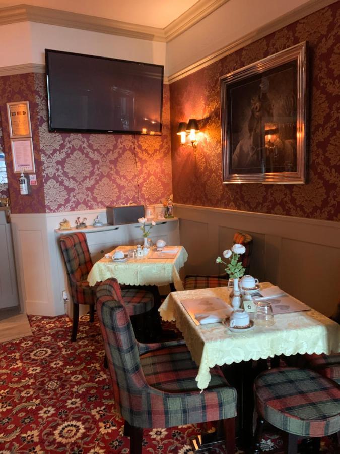 The Woodleigh Family Hotel Blackpool Bagian luar foto